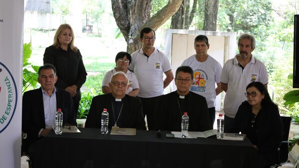 Obispos: “María no va a dejar de ser la madre del pueblo”