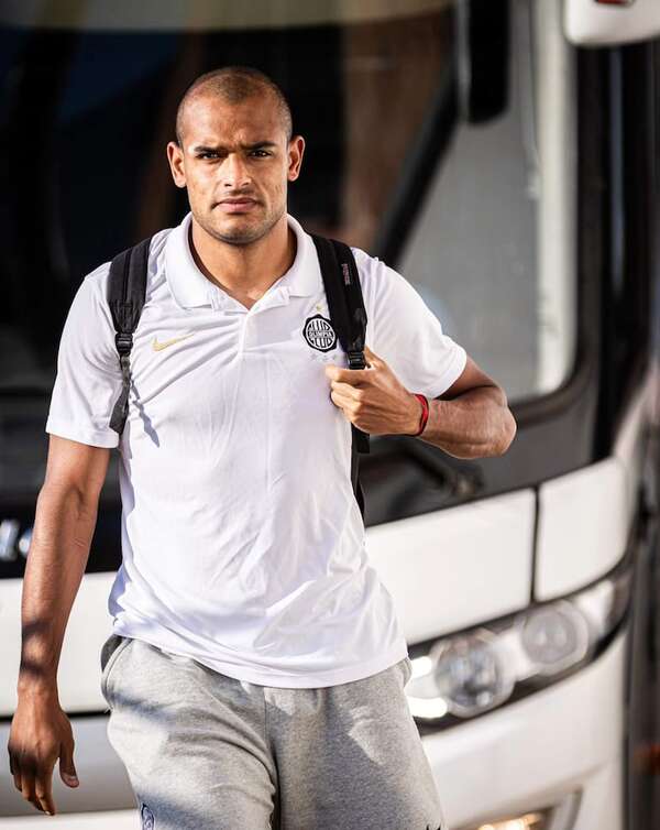 Olimpia: Con la misión de seguir en el club - Olimpia - ABC Color