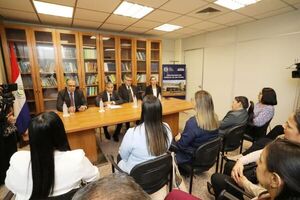 Ministro Ramírez Candia realizó jornada de trabajo y disertó en Diplomado en Ciencias Jurídicas en San Pedro
