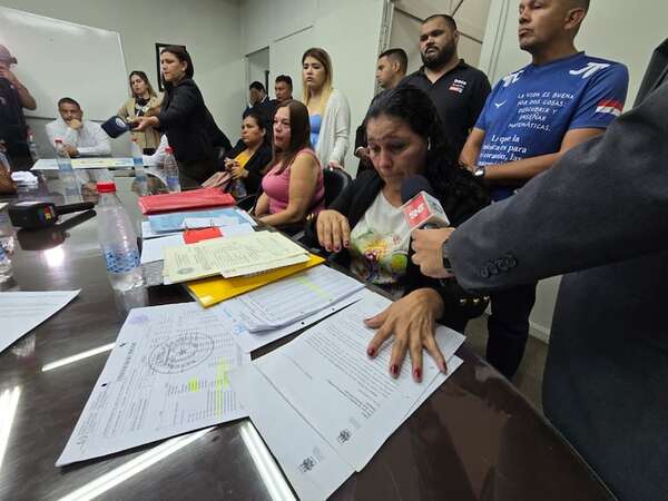 Víctimas dicen que la ley “antimafia de los pagarés” es insuficiente - Política - ABC Color