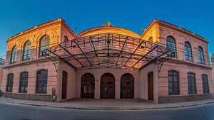 El Teatro Municipal Ignacio A. Pane festeja su aniversario con música, teatro y danza - Cultura - ABC Color