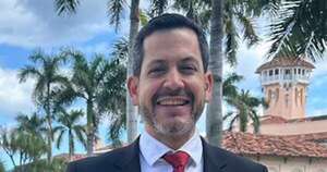 La Nación / Raúl Latorre, recibido en residencia de Donald Trump