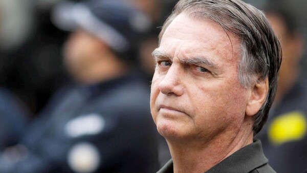 Bolsonaro juega última carta para evitar cárcel