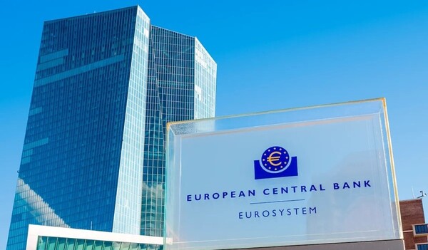 BCE retrocede en la compra de más bonos