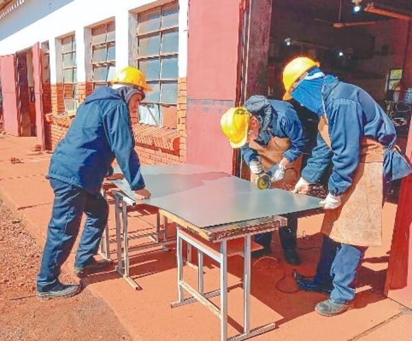 Pirapó recicla CEMA fabrica contenedores para Itapúa