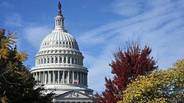 Cierre del gobierno pone el tráfico aéreo de EEUU al borde del caos