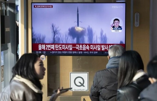 Corea del Norte lanzó un misil balístico en el Mar de Japón