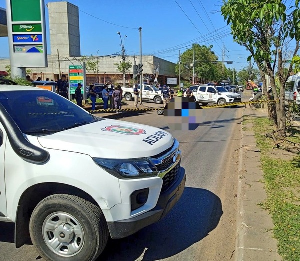 Motociclista pierde la vida tras ser arrollada por un bus del transporte público