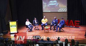 AUTORIDADES Y REFERENTES PARTICIPARON EN EL CONVERSATORIO SOBRE EL WRC 2025 ITAPÚA EN LA UNAE