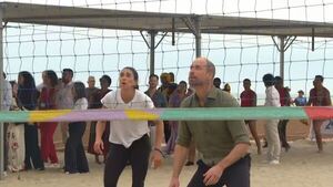 Príncipe Guillermo sorprende en Río de Janeiro con sus dotes de voleibolista