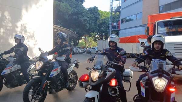 Sale convoy con útiles electorales para la elección de intendente en Ciudad del Este - Política - ABC Color