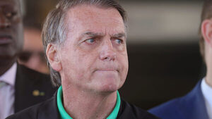 Juez rechazó los recursos de Bolsonaro y pidió confirmar la condena a 27 años de cárcel