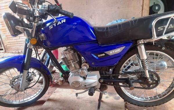 Robamotos se pasean robando cerca del Cuartel del Grupo Lince •