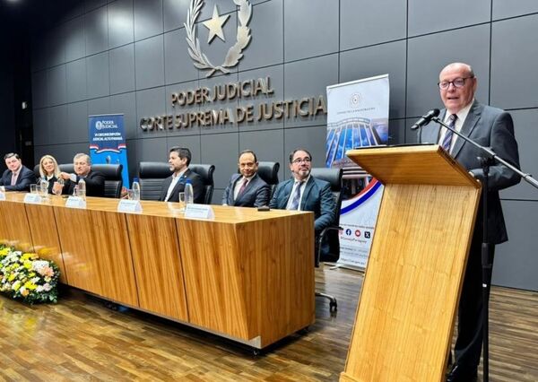 El Pdte. Doctor Diesel y el Ministro Doctor Jiménez Rolón dieron apertura al Curso de Argumentación Jurídica en CDE