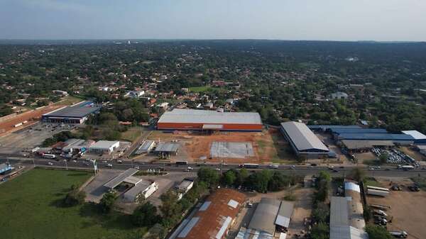 Fortis sigue apostando por el país con nuevo local en Aratirí - Empresariales - ABC Color