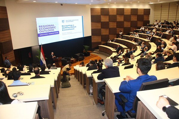 FMI destaca que la disciplina fiscal de Paraguay favoreció el proceso de desinflación