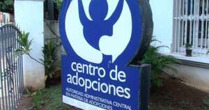 La Nación / En la actualidad, 24 niños y adolescentes esperan por adopción