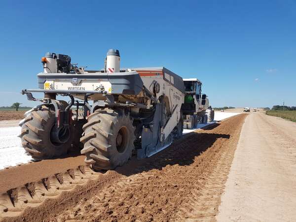 Empresa brasilera especialista en suelos anuncian inversión en Paraguay