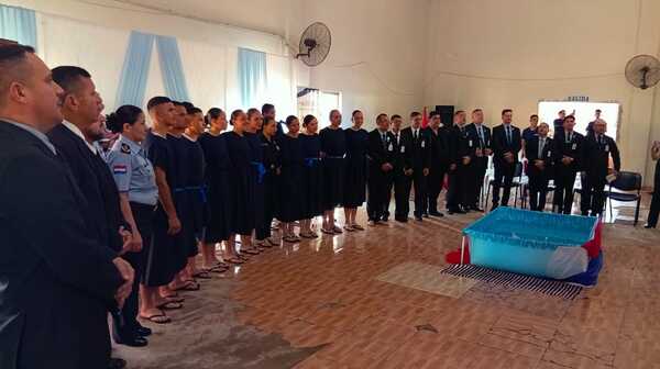 Aspirantes a suboficiales de la Policía Nacional recibieron el bautismo en Capiatá