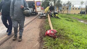 Motociclista lesionado tras colisionar con un automóvil en San Juan del Paraná