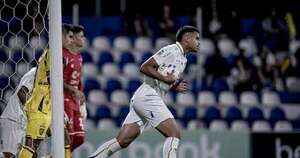 La Nación / ¡Cinco minutos de aluvión luqueño!