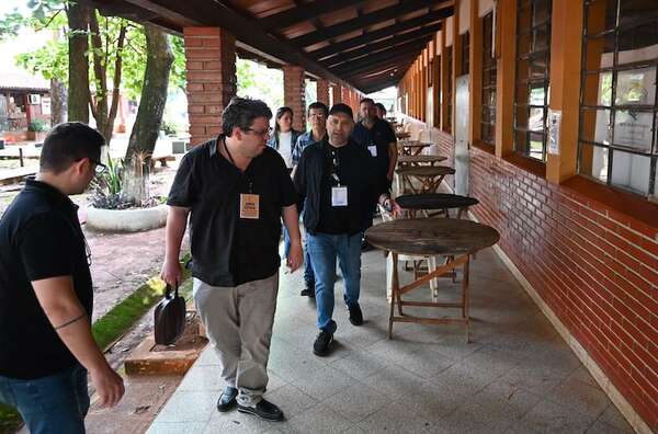 Elección en CDE: pulseada para definir la continuidad de Yo Creo o el retorno colorado - ABC en el Este - ABC Color