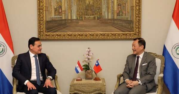 La Nación / Canciller Ramírez se reúne con embajador de Taiwán y refuerzan cooperación bilateral