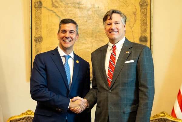 Peña se reúne con el subsecretario de Estado de EE.UU. en Bolivia - Política - ABC Color