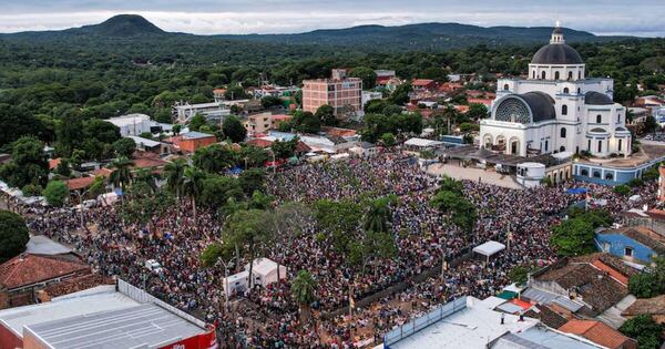 La Nación / La inédita suspensión de la procesión de Caacupé que conmocionó al país