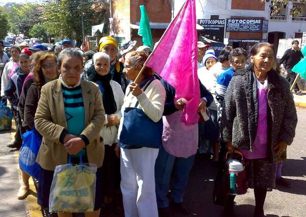 Fecundidad en Latinoamérica  cae a 1,8 hijos por mujer: en Paraguay es de  2,4 - Economía - ABC Color