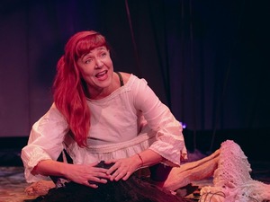 Tessa Rivarola: "El teatro es mi manera de volver"