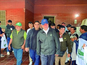  Lugo Vuelve a Plenaria: Estrategia del Frente Guasu