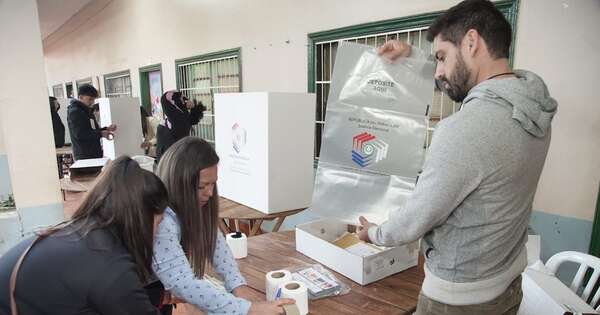 Diario HOY | Denuncian a “falsos observadores” y responsabilizan al equipo de Pereira Mujica