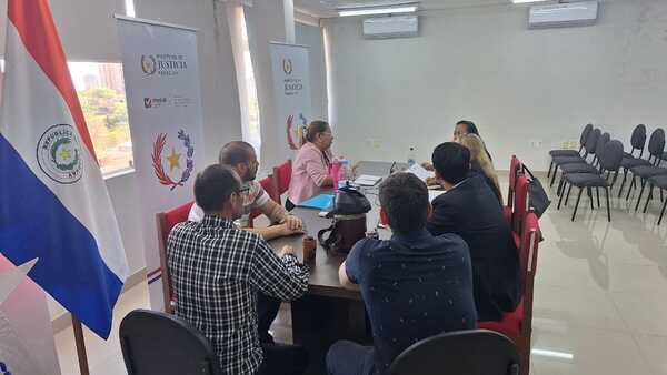 Ministerio de Justicia fortalece gestión institucional de control mediante reuniones técnicas del MECIP