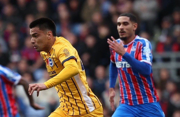Diego Gómez, el mejor jugador del Brighton en el empate con Crystal Palace