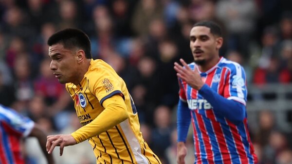 El VAR evita la victoria del Brighton de Diego Gómez