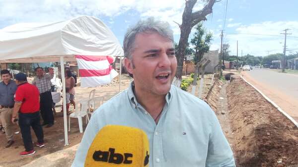 Aprueban nuevo endeudamiento de G. 3.030 millones para pagar salarios y aguinaldos de funcionarios municpales de Coronel Oviedo - Nacionales - ABC Color