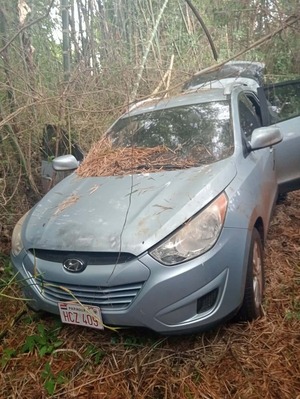 Hallan camioneta presuntamente usada en fallido robo de cajero en La Paz - La Tribuna