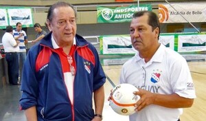 Salonistas celebran cincuentenario de curso pionero para técnicos y árbitros - La Tribuna