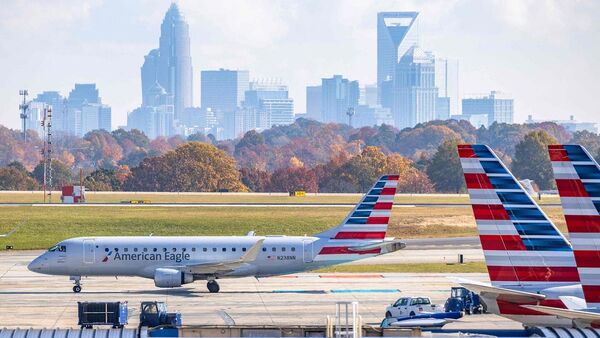 Más de dos mil vuelos cancelados en EEUU en un día por el cierre del Gobierno
