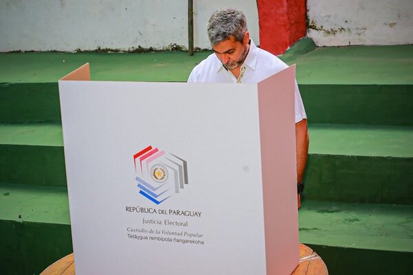 Los colorados aplazaron a Abdo, el gran derrotado - La Tribuna