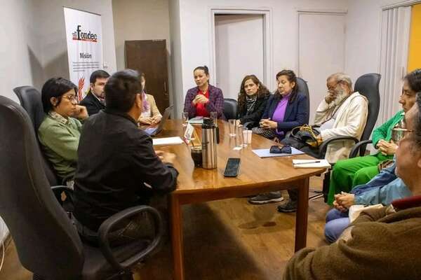 Artistas reclaman al Fondec por demoras e incertidumbre en los desembolsos - Cultura - ABC Color