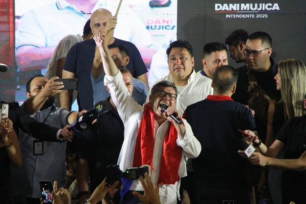 Pereira Mujica es el nuevo intendente de Ciudad del Este