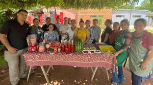 Emprendedores de Altos elaboran productos derivados de la sandía