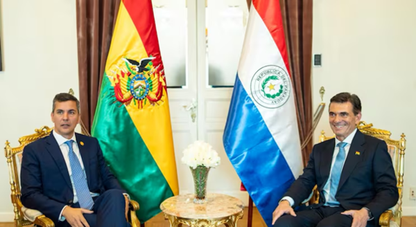 Peña se reunió con el nuevo presidente de Bolivia