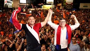 Miguel Prieto celebra la victoria de Mujica y proyecta su regreso político