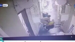 Una mujer fue atacada a mordidas y botellazos en un motel