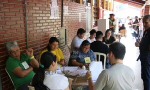 Más de 107.300 electores acudieron a las urnas en CDE, con una participación del 45% – Prensa 5