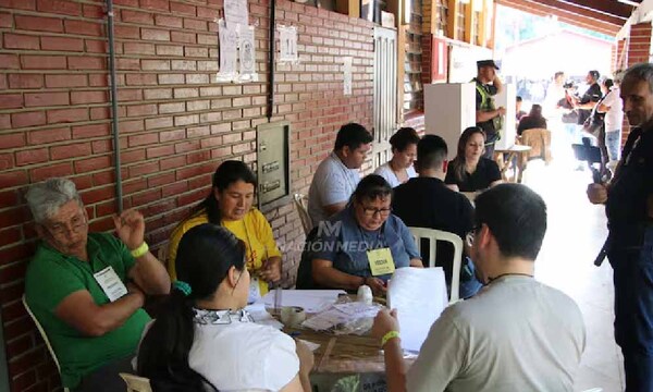 Más de 107.300 electores acudieron a las urnas en CDE, con una participación del 45% – Prensa 5