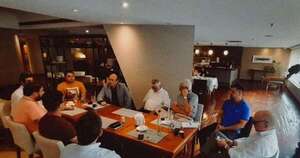 La Nación / Entreguismo de candidaturas a intendencias resta chances al PLRA para el 2028